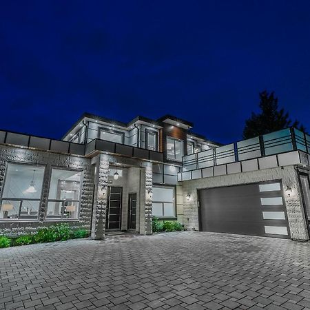 Sun Suite Surrey Exterior foto